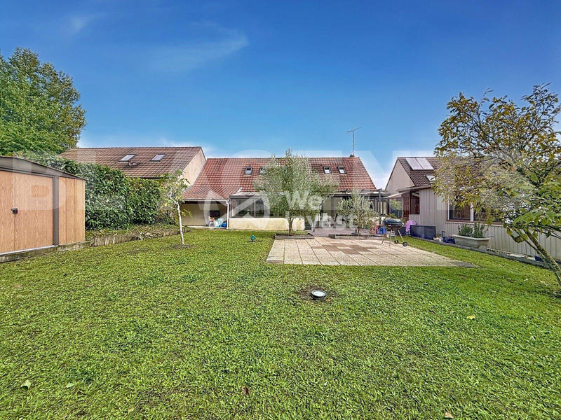 Maison traditionnelle - 148 m² - 7 pièces