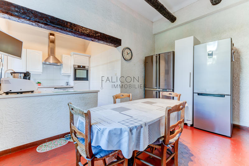 Villa - 280 m² - 8 pièces