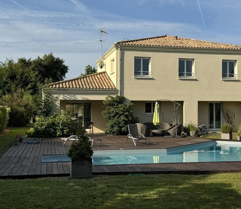 Villa - 178 m² - 6 pièces