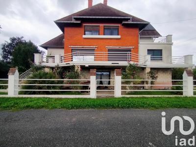 Maison - 303 m² - 9 pièces