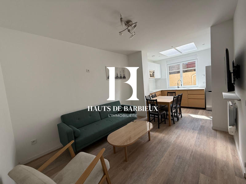 Maison - 84 m² - 6 pièces