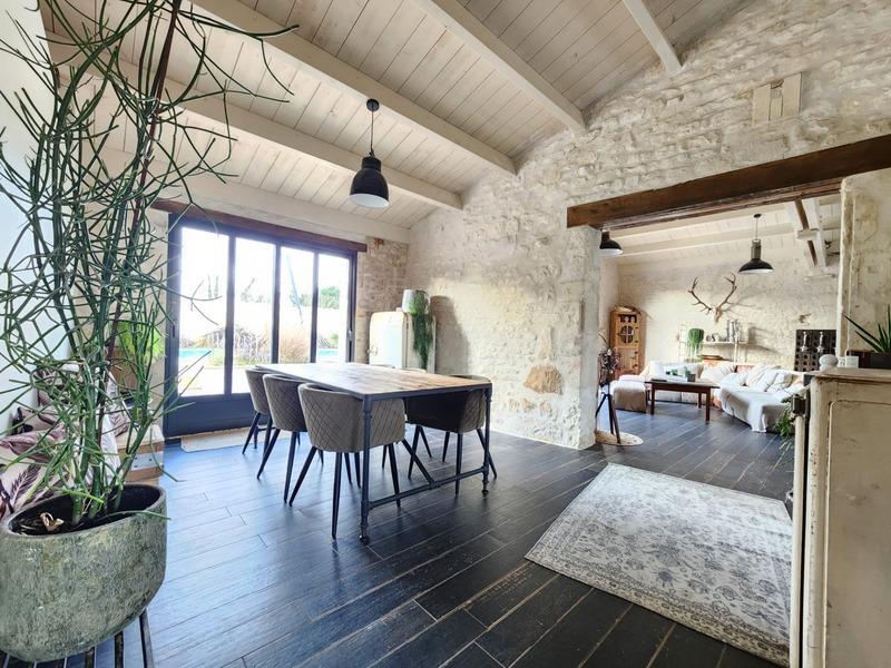 Maison - 155 m² - 7 pièces