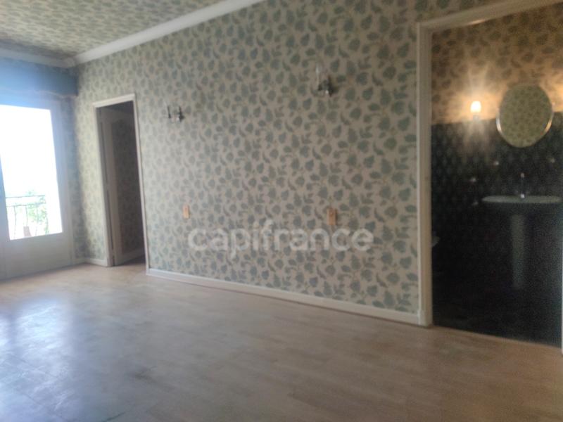 Maison en pierre - 160 m² - 5 pièces