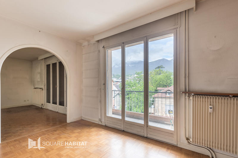 Appartement - 84 m² - 4 pièces