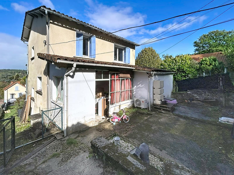 Maison - 102 m² - 4 pièces
