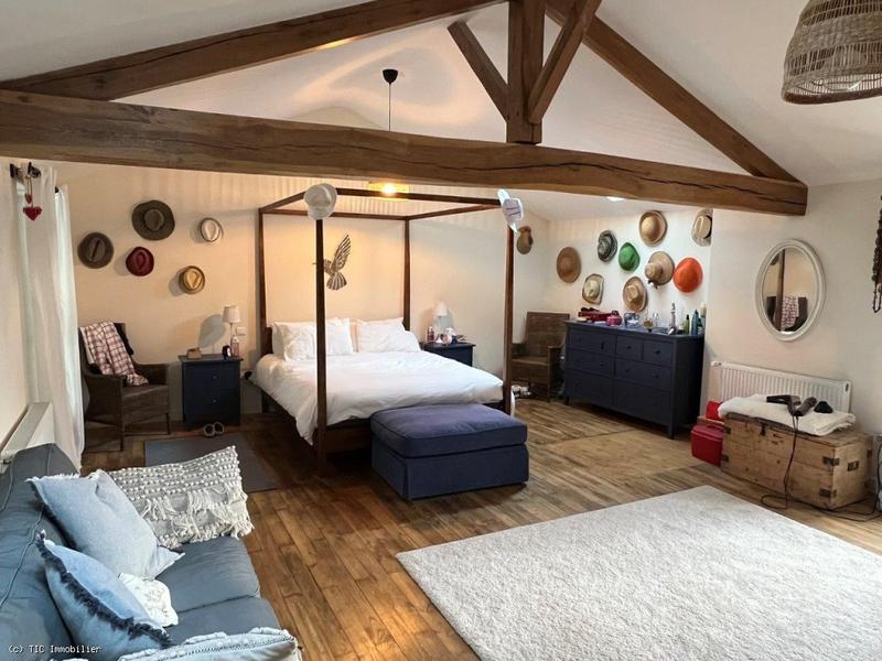 Maison ancienne - 185 m² - 5 pièces