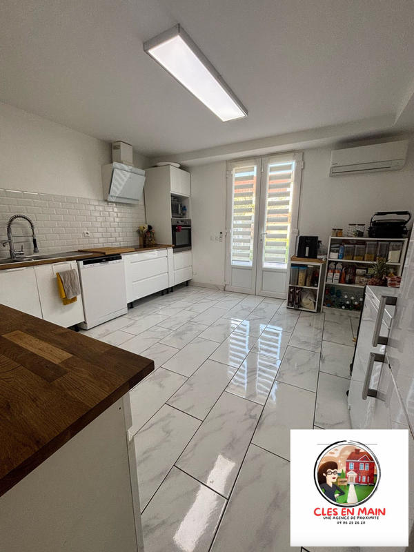 Maison traditionnelle - 112 m² - 5 pièces