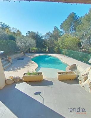 Maison - 142 m² - 4 pièces