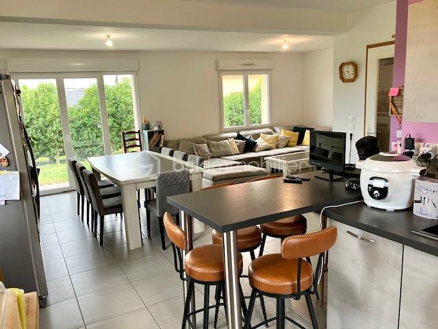 Maison - 100 m² - 5 pièces