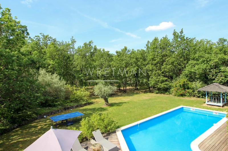 Villa - 198 m² - 7 pièces