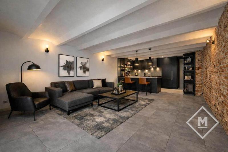 Appartement - 84 m² - 4 pièces