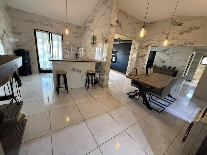 Maison - 148 m² - 5 pièces