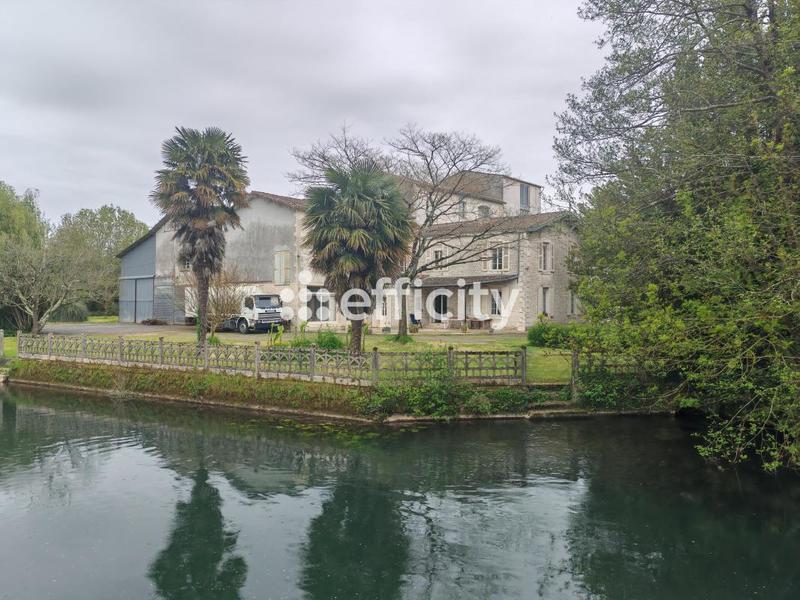 Maison - 178 m² - 6 pièces