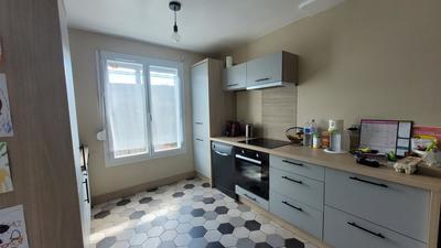 Maison - 86 m² - 4 pièces