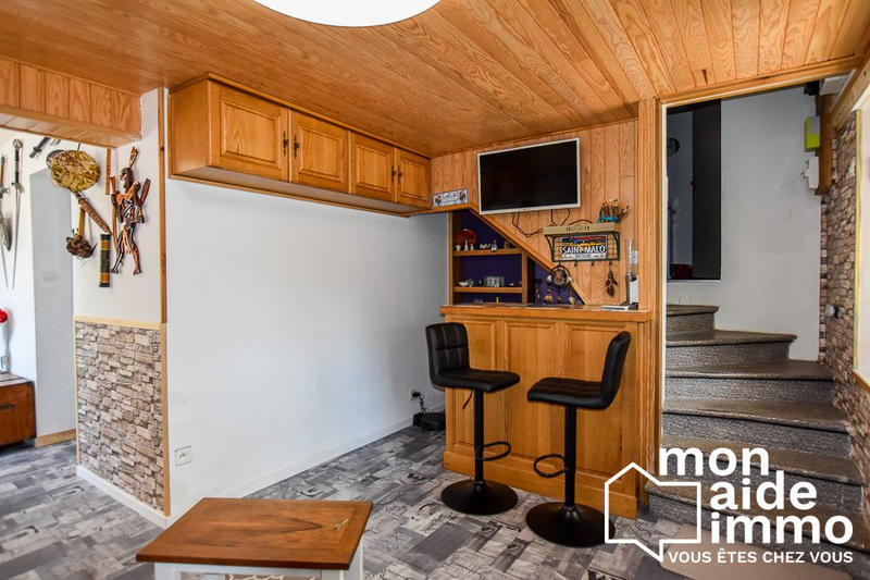 Maison - 104 m² - 5 pièces