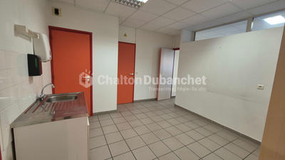 Local d'activités - 250 m² - 5 pièces