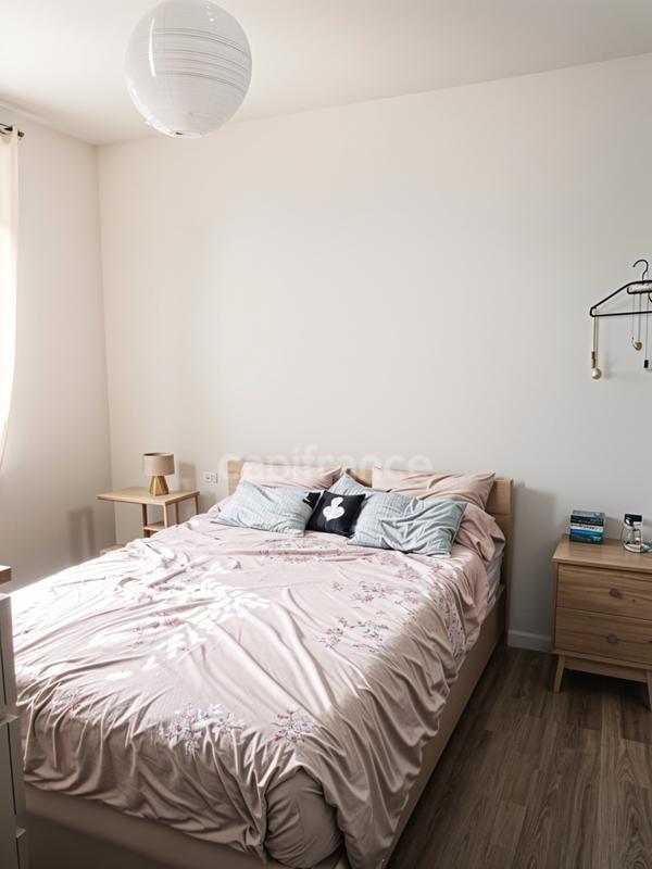 Maison - 93 m² - 4 pièces