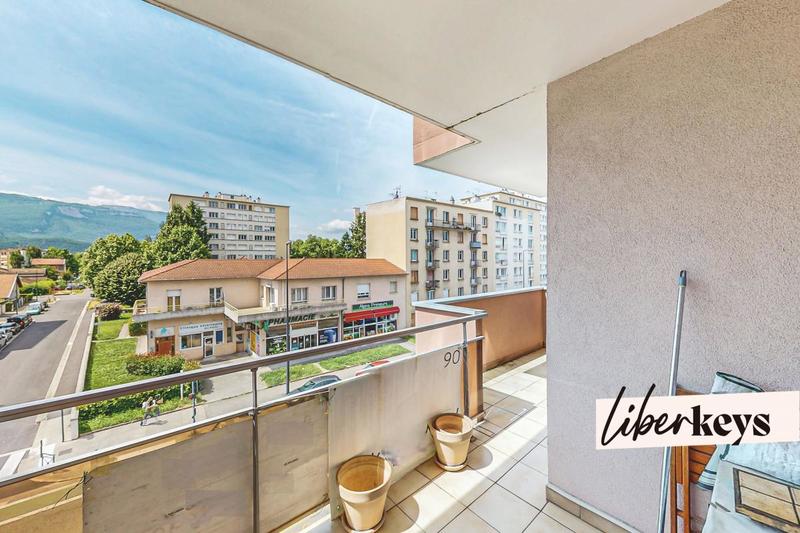 Appartement - 77 m² - 4 pièces