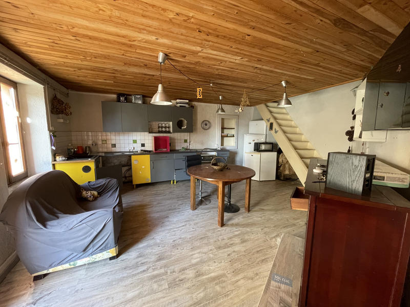 Maison de village - 80 m² - 3 pièces