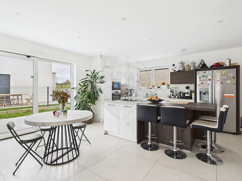 Maison - 120 m² - 7 pièces