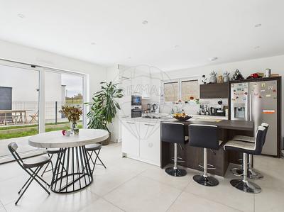 Maison - 120 m² - 7 pièces