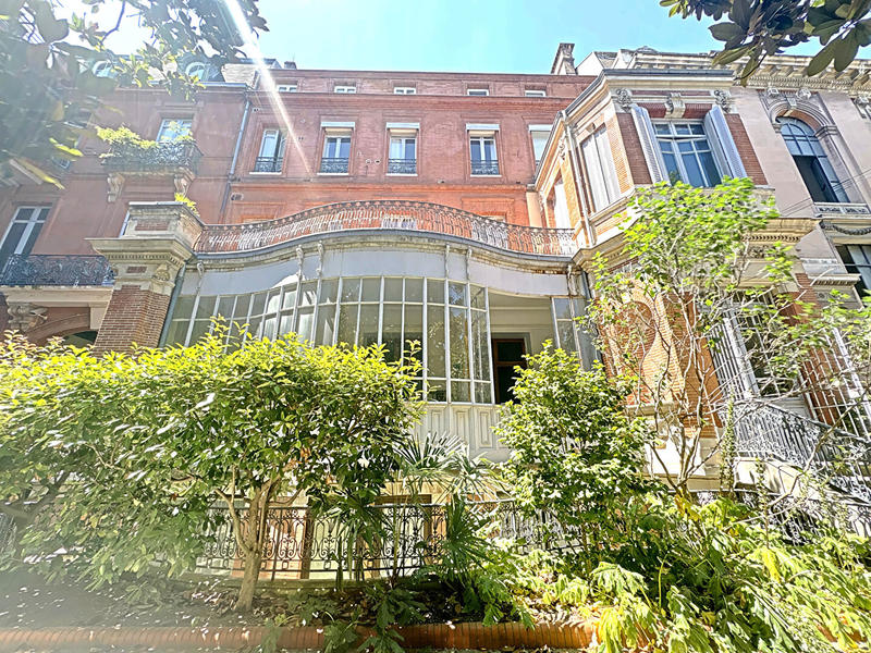 Appartement - 100 m² - 4 pièces