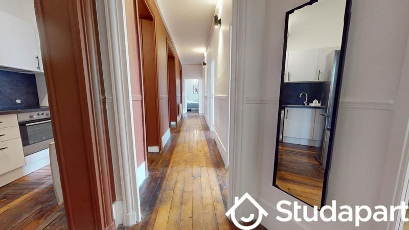 Chambre - 13 m² - 1 pièce