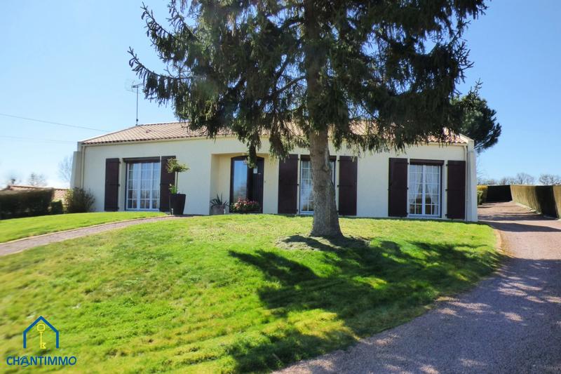 Maison - 121 m² - 6 pièces