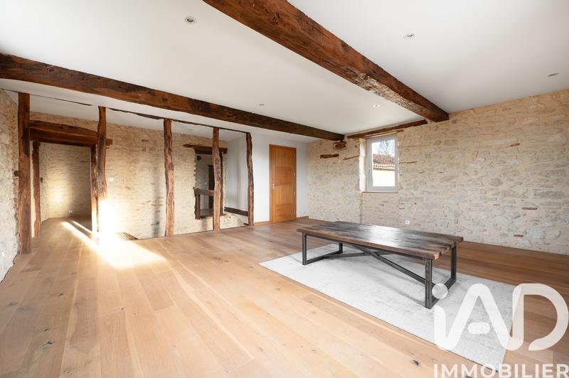 Maison - 324 m² - 5 pièces