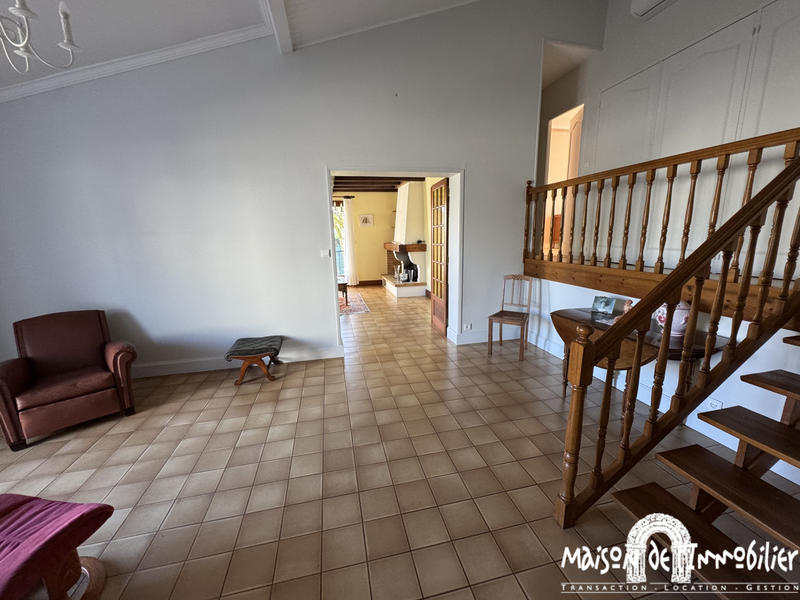 Maison - 111 m² - 6 pièces