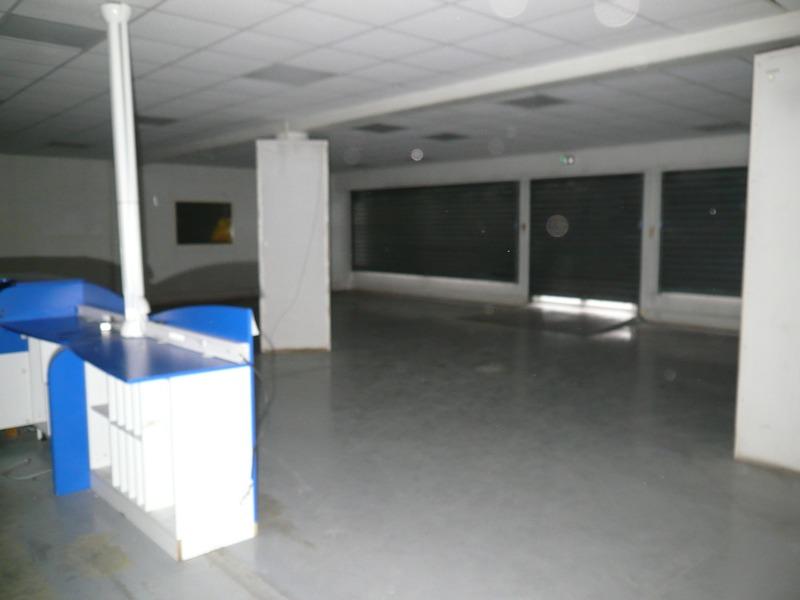 Local commercial - 1 440 m² - 9 pièces