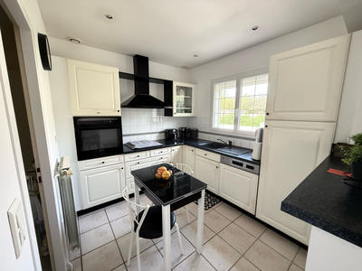 Maison - 93 m² - 4 pièces