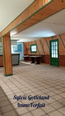 Local commercial - 500 m² - 12 pièces