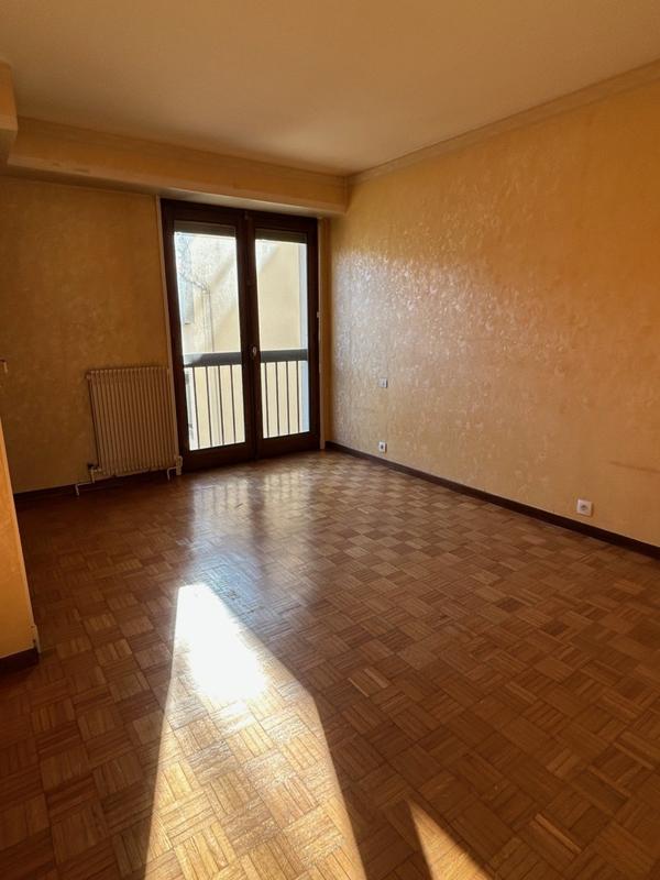 Appartement - 75 m² - 4 pièces