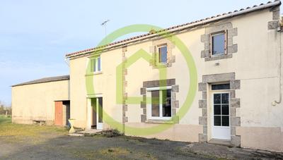 Maison - 331 m² - 11 pièces