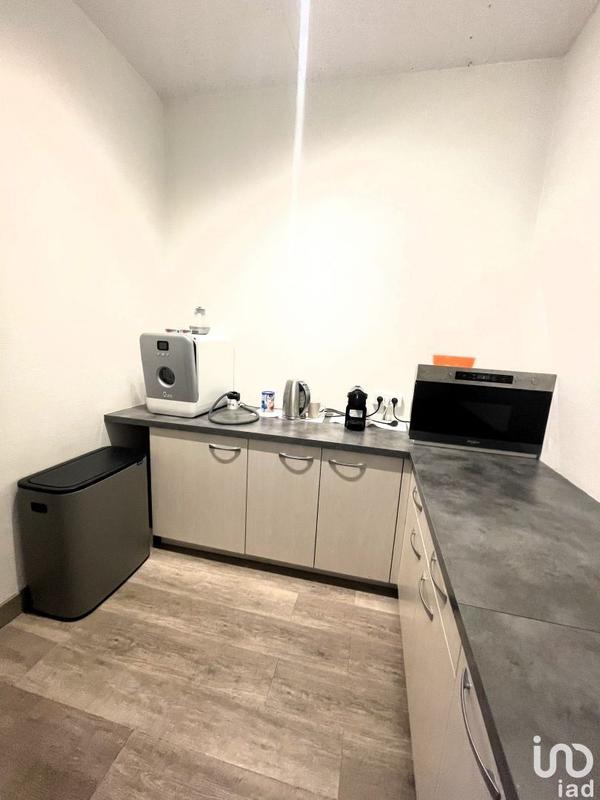 Bureau - 80 m² - 4 pièces