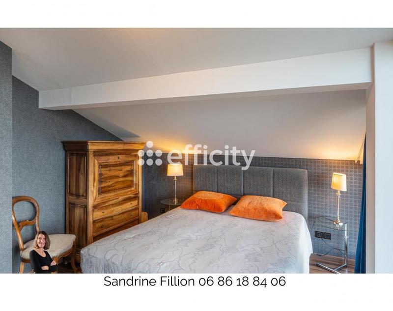 Villa - 207 m² - 7 pièces