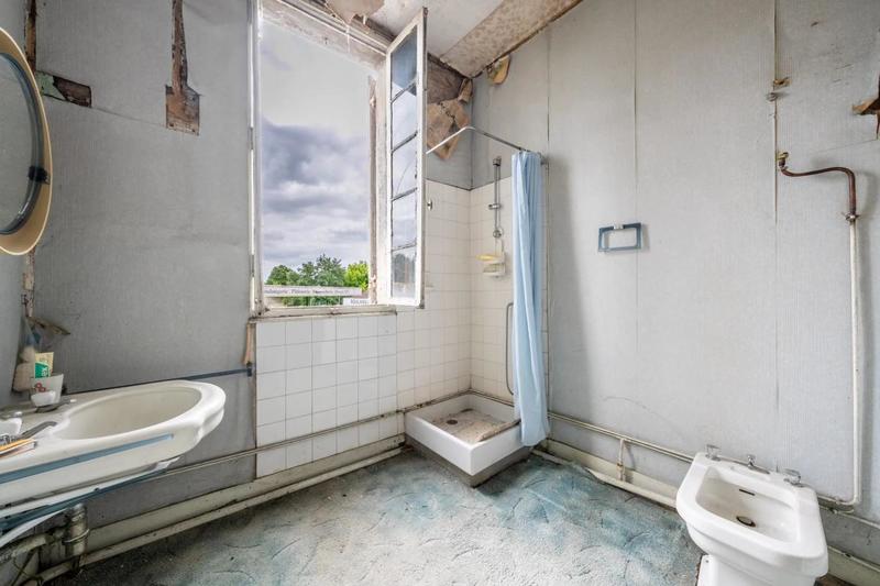 Maison en pierre - 200 m² - 8 pièces