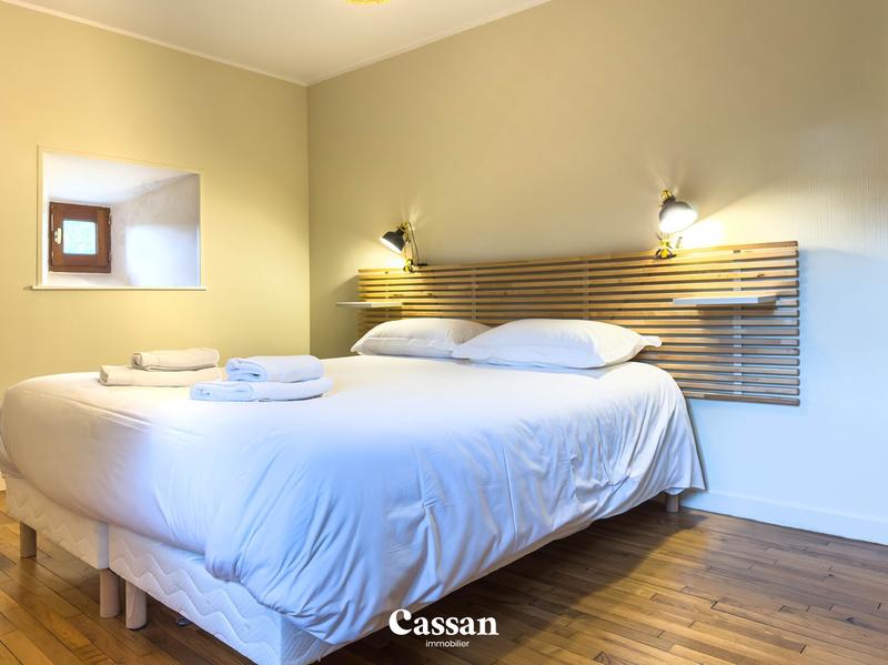 Maison - 290 m² - 14 pièces