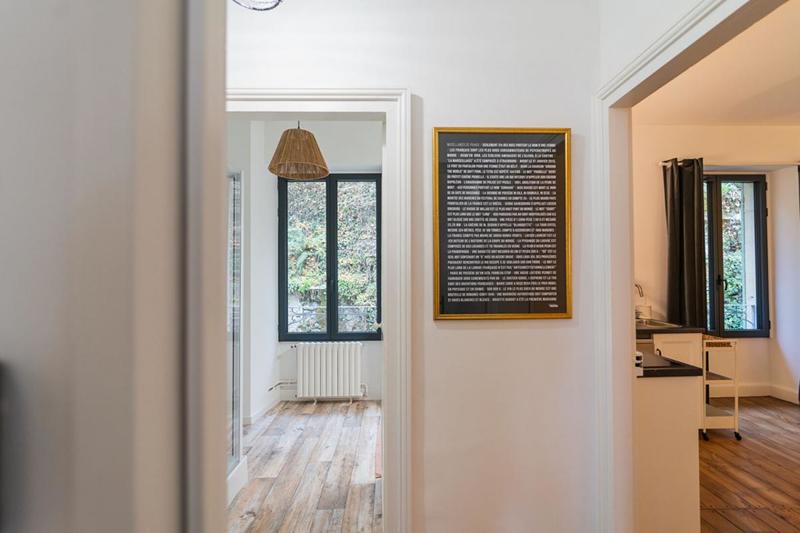 Propriété - 235 m² - 8 pièces