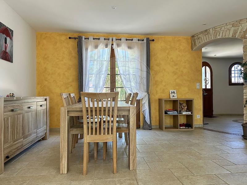 Maison - 193 m² - 6 pièces