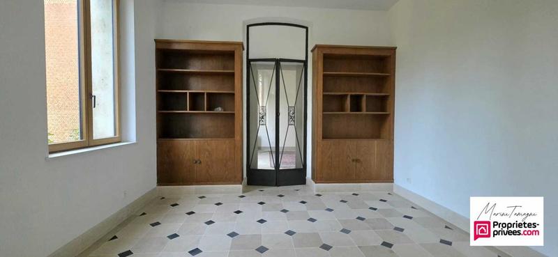 Maison - 403 m² - 11 pièces