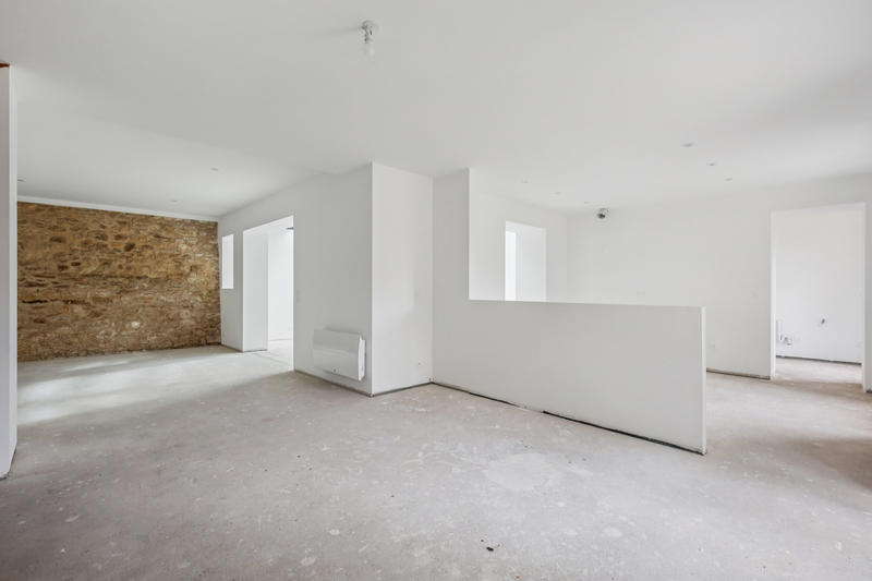 Maison - 210 m² - 10 pièces