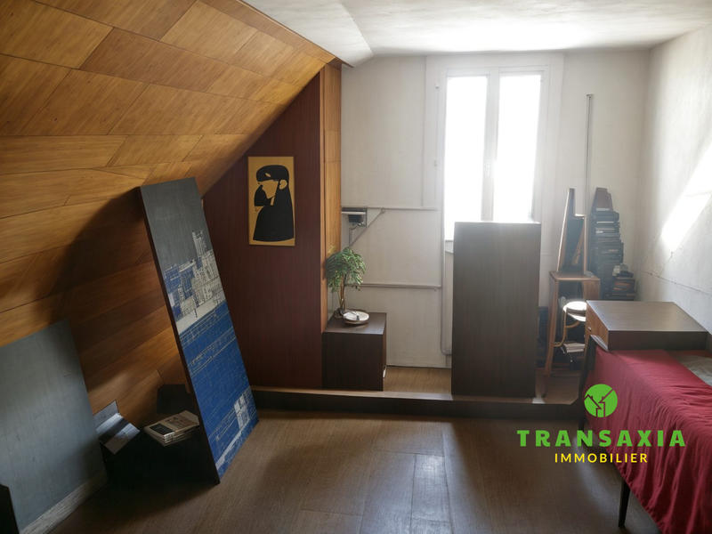 Maison traditionnelle - 306 m² - 16 pièces