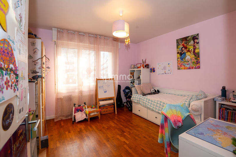 Appartement - 91 m² - 4 pièces