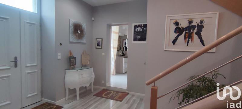 Maison - 288 m² - 8 pièces