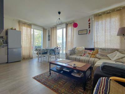 Appartement - 77 m² - 4 pièces