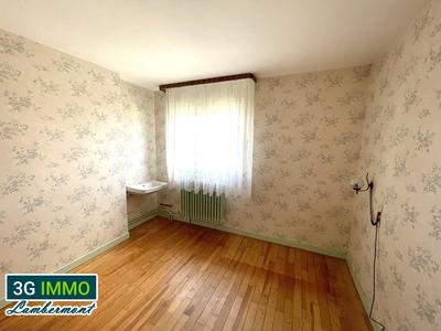 Maison - 85 m² - 5 pièces