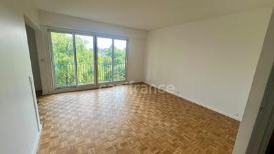 Appartement - 76 m² - 4 pièces