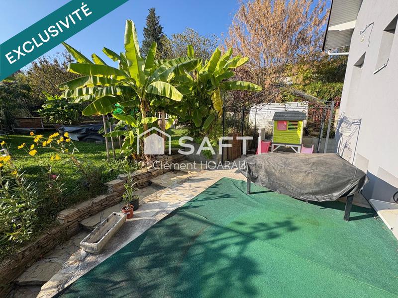 Maison - 218 m² - 6 pièces